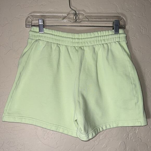 Aritzia Tna cozy A fleece high waist drawstring lounge shorts. - Picture 3 of 7